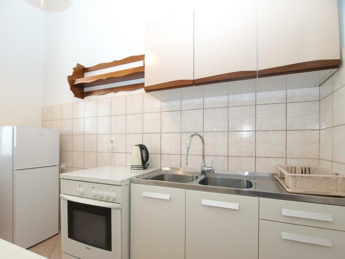 Apartments Boris 1965 Pula Exterior photo