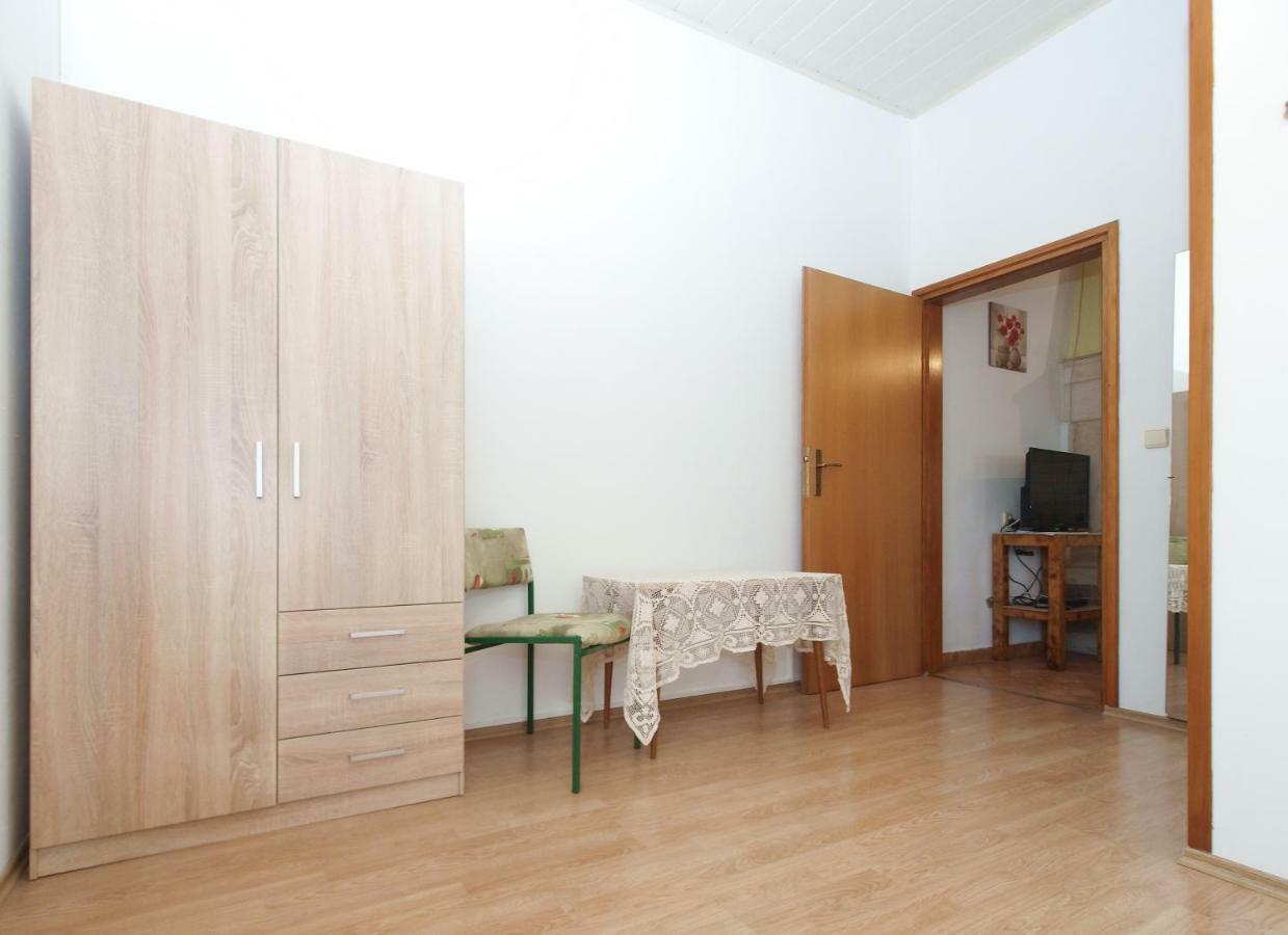 Apartments Boris 1965 Pula Exterior photo